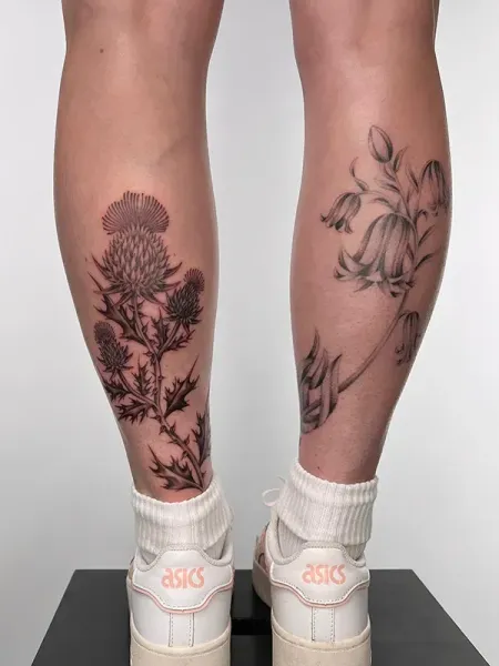 Root your personal narrative in nature with complementary custom botanicals. Book your bespoke black and grey floral pieces with experienced artist Daisuke Sakaguchi at Silent Moon Tattoo (London SE16).
