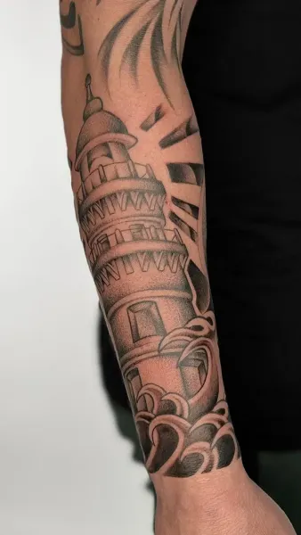 Anchor your personal narrative with a beacon of resilience. Book your custom black and grey illustrative piece with experienced artist Daisuke Sakaguchi at Silent Moon Tattoo (London SE16).