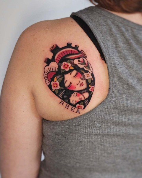 Neo-traditional anatomical heart tattoo by Klaudia at Silent Moon, our private tattoo studio in Bermondsey, South East London.